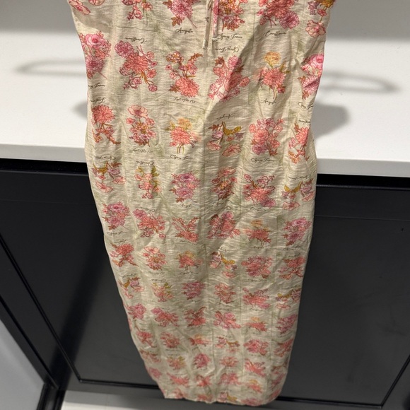 Floral Spaghetti Strap Dress. Size M - Picture 4 of 5